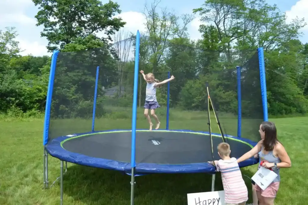 Zupapa 12 FT Kids Trampoline with Enclosure Net