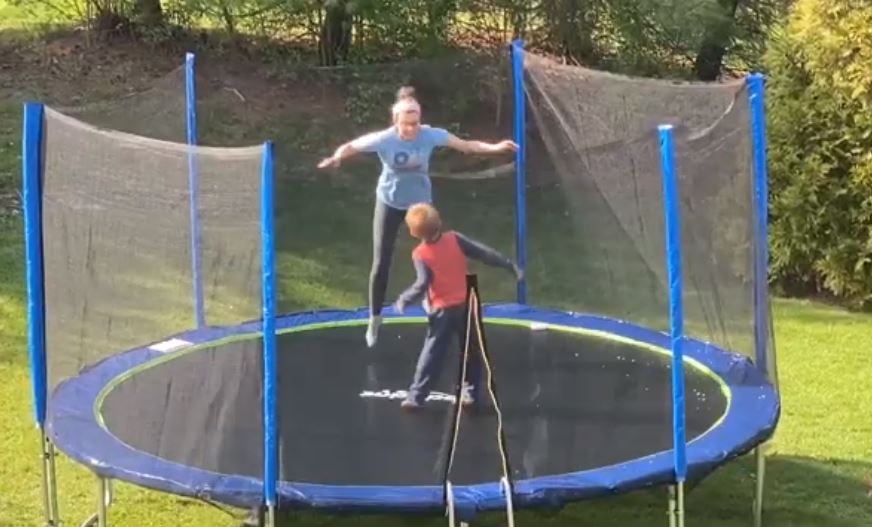 Zupapa No-Gap Design Trampoline for Kids (Classic)